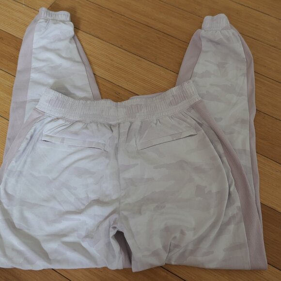 Athleta Brooklyn Lined Camo Jogger - Pink - Picture 4 of 10